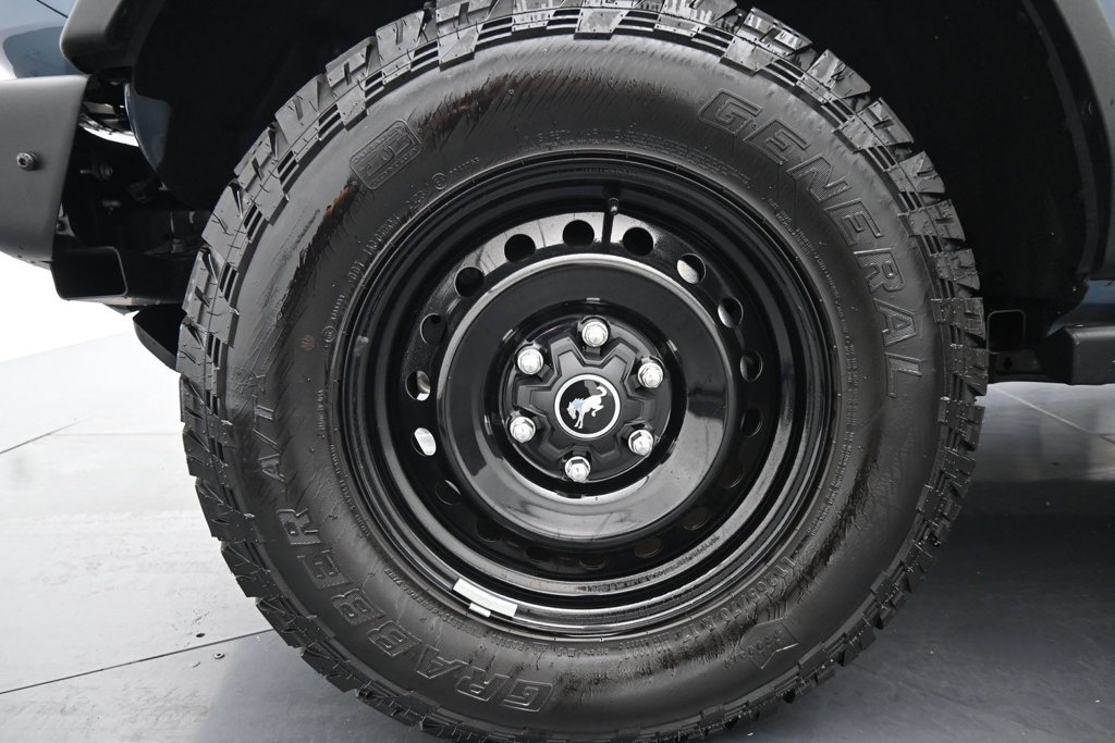 Used 2023 Ford Bronco Black Diamond AWD/4WD image 13