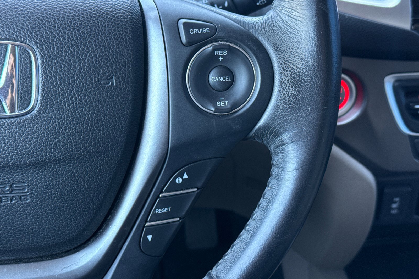 Used 2018 Honda Pilot EX-L image 31