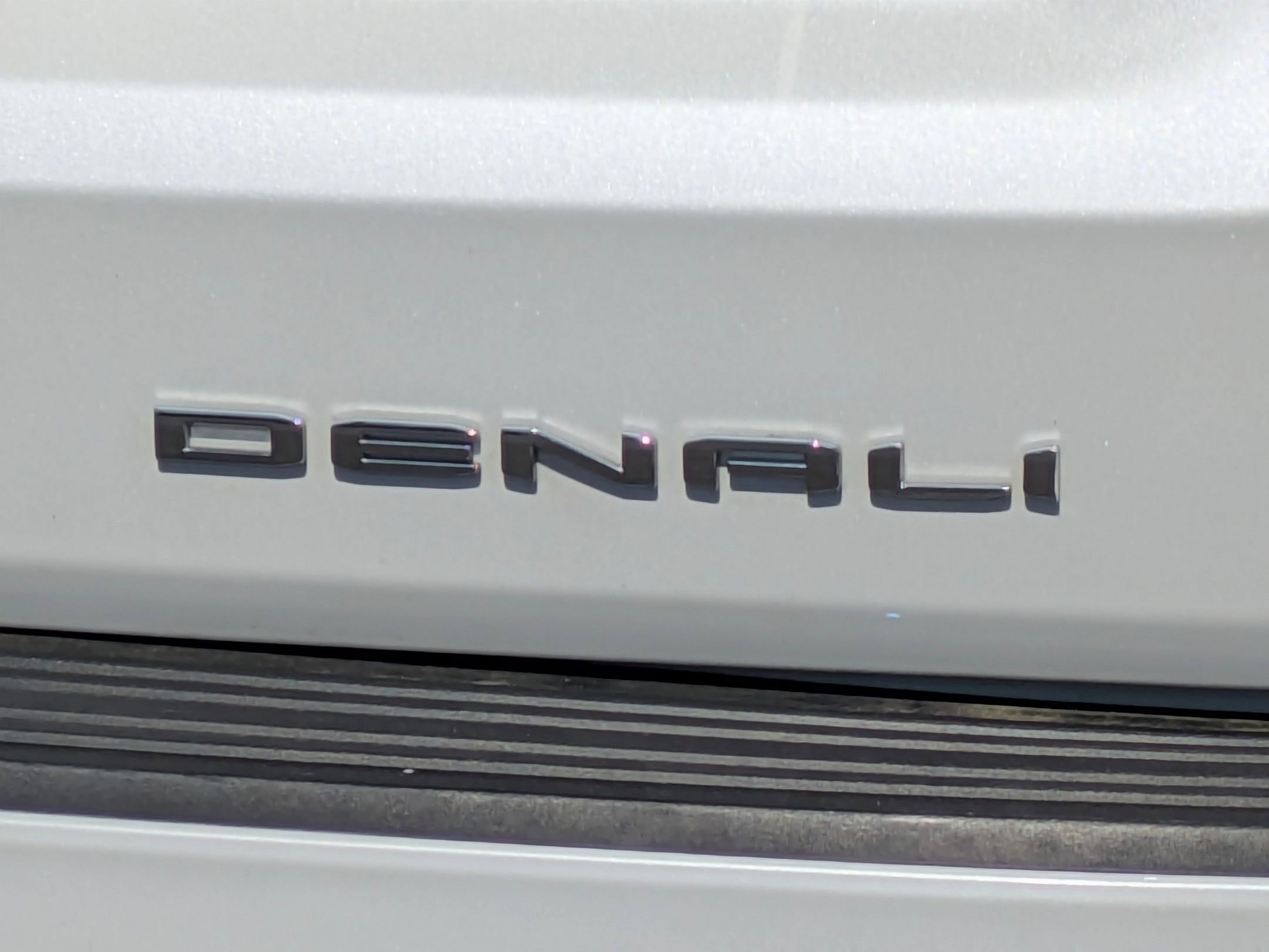 Certified 2023 GMC Yukon Denali Ultimate image 43