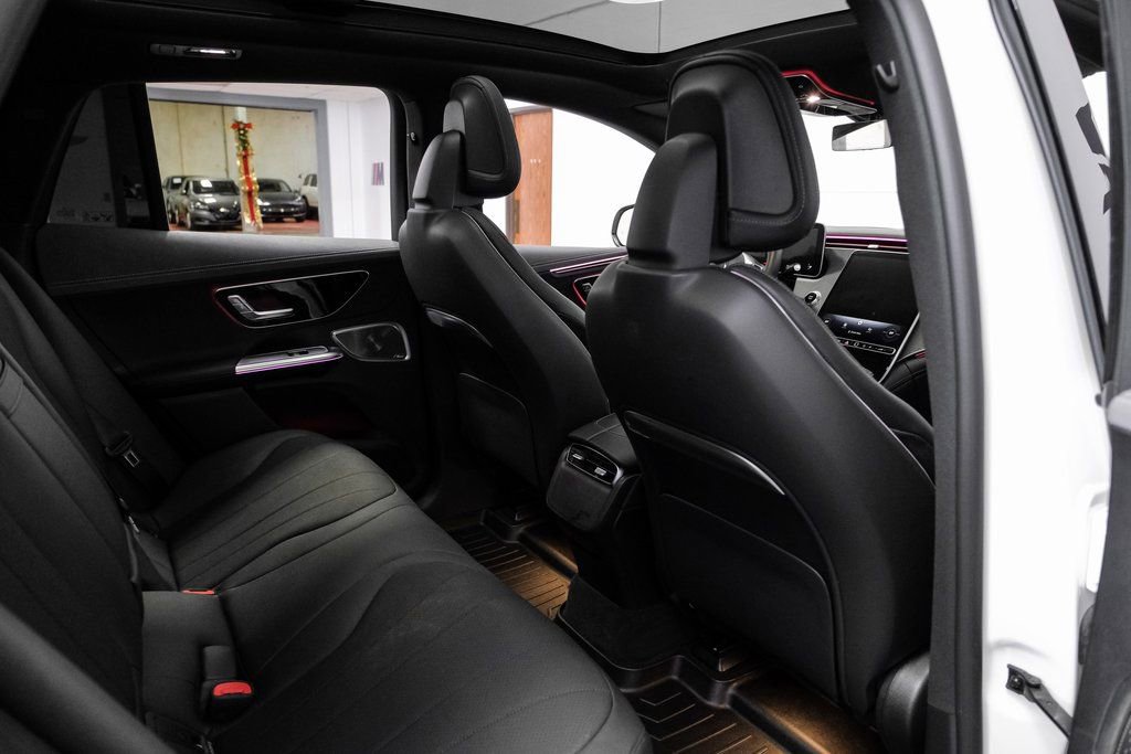 Used 2024 Mercedes-Benz EQE 350+ 4MATIC SUV w/ Driver Assistance Package image 37