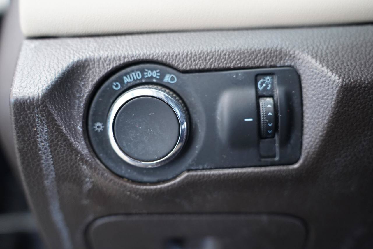 Used 2015 Chevrolet Cruze Diesel FWD image 22