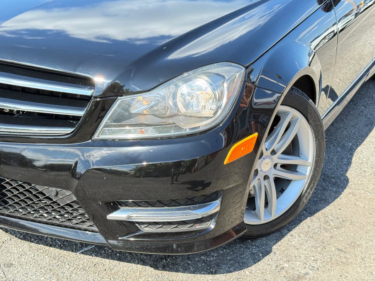 Used 2014 Mercedes-Benz C 300 4MATIC Sedan w/ Premium 1 Package image 84