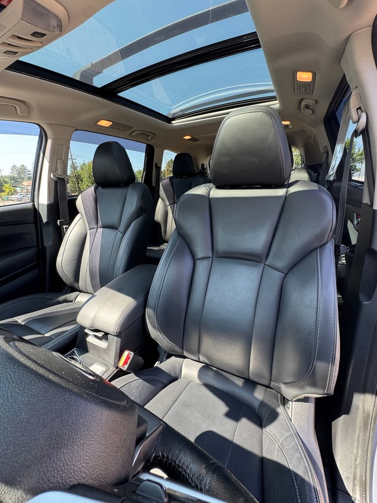 Used 2022 Subaru Ascent Limited w/ Technology Package AWD/4WD image 38