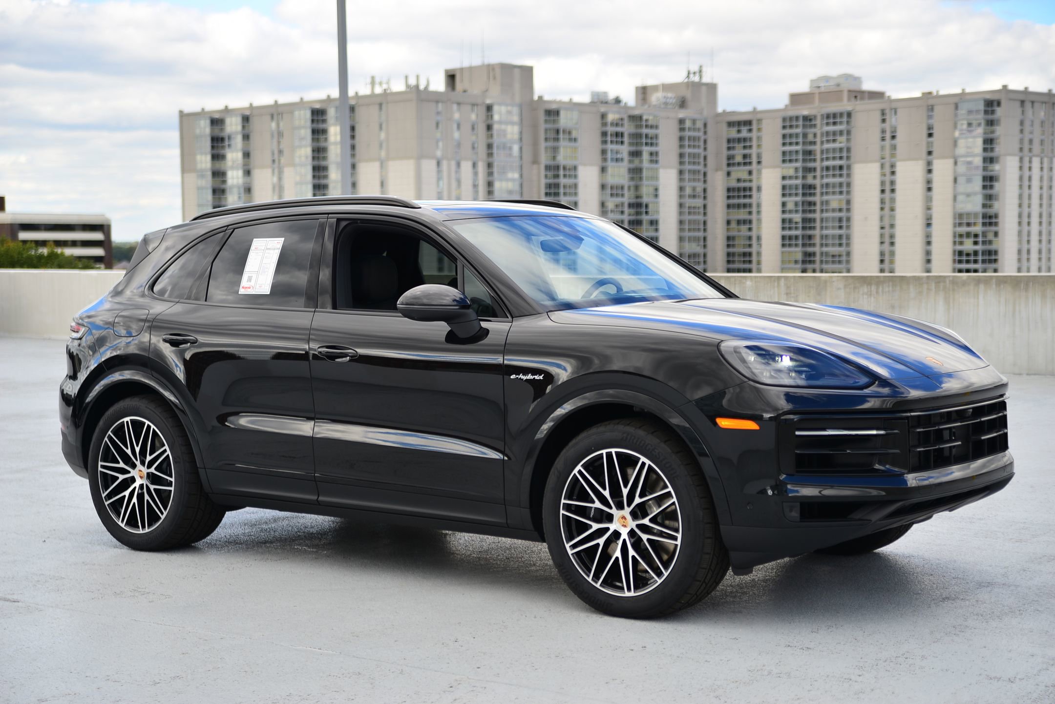 Certified 2026 Porsche Cayenne E-Hybrid image 7