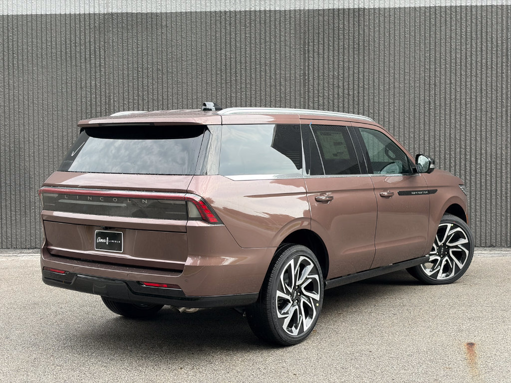 New 2027 Lincoln Navigator Black Label AWD/4WD image 7