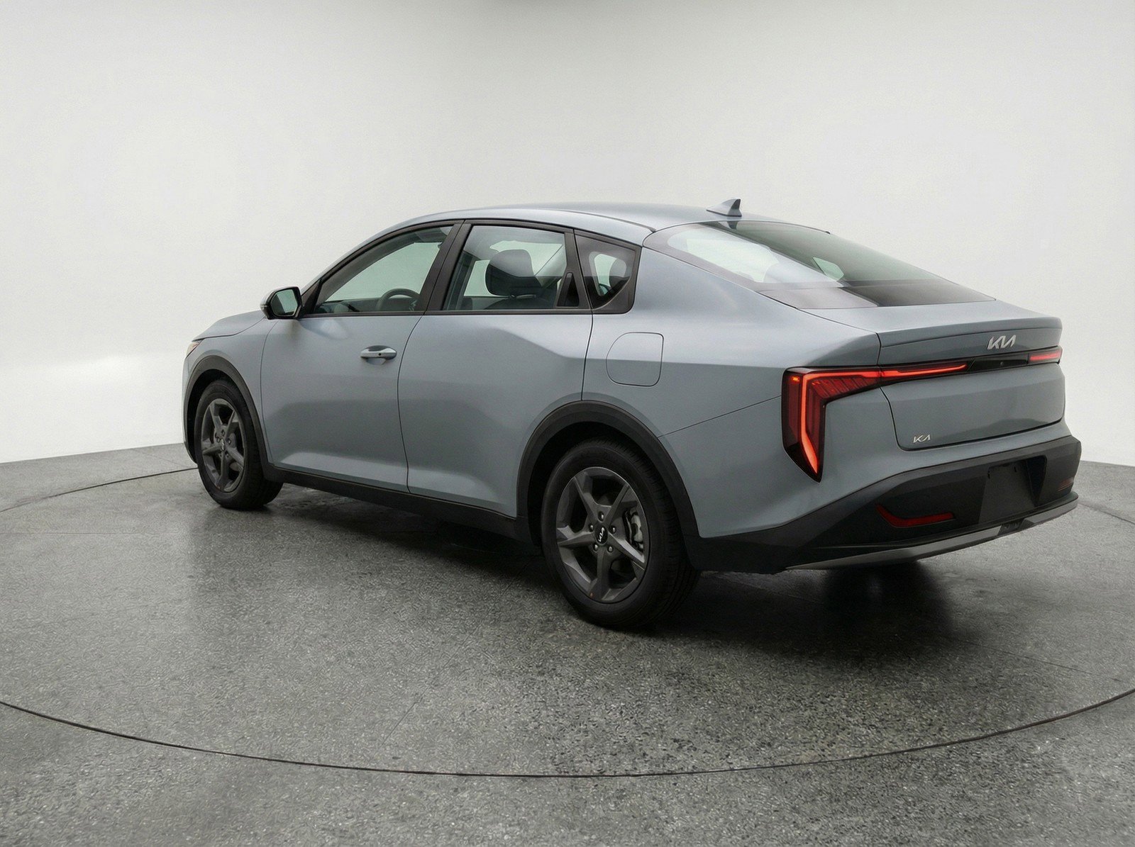 Used 2025 Kia K4 LXS image 6