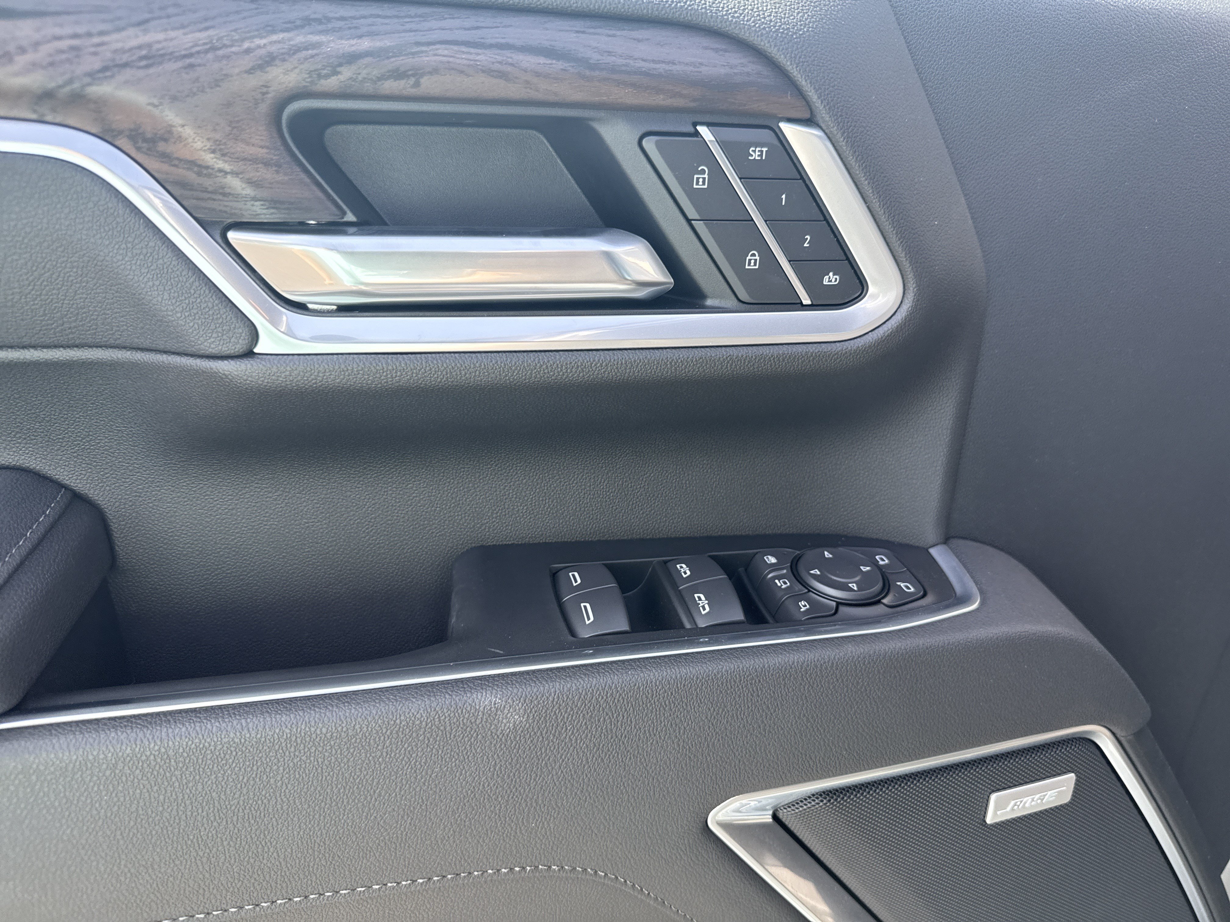 New 2026 GMC Sierra 2500 SLT AWD/4WD image 16