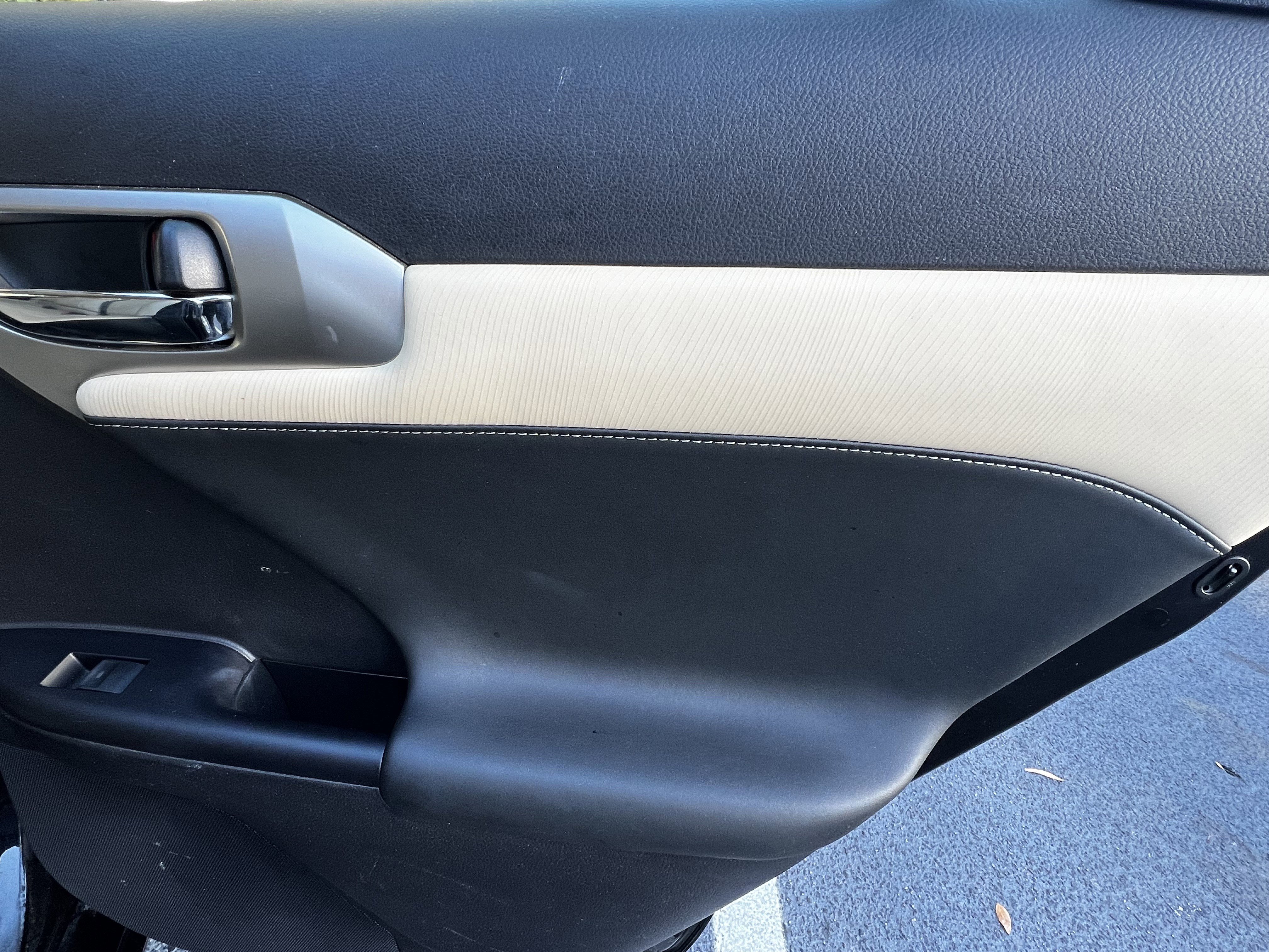 Used 2015 Lexus CT 200h w/ Navigation Package image 40