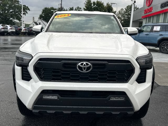 Used 2024 Toyota Tacoma TRD Off-Road w/ TRD Off Road Upgrade Package AWD/4WD image 9