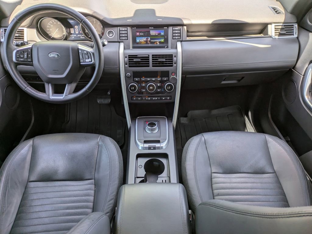 Used 2016 Land Rover Discovery Sport HSE Luxury image 16