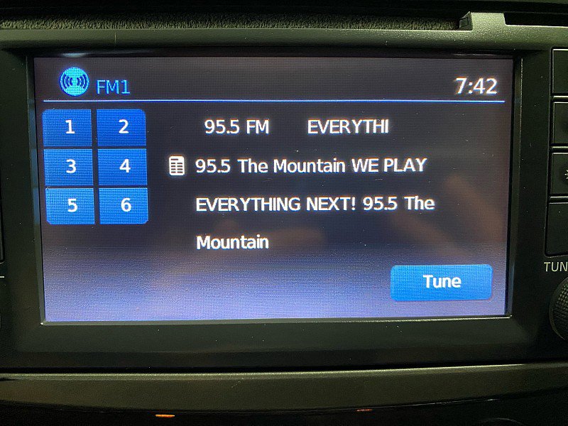 Used 2013 Nissan Sentra SR w/ Premium Pkg image 21