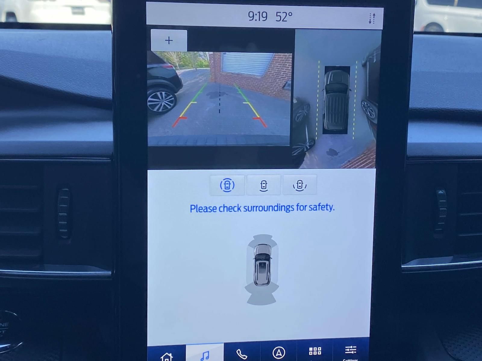 Used 2020 Ford Explorer ST w/ Premium Technology Package image 30