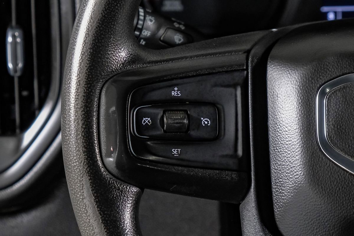 Used 2023 GMC Sierra 2500 Pro w/ Convenience Package AWD/4WD image 17