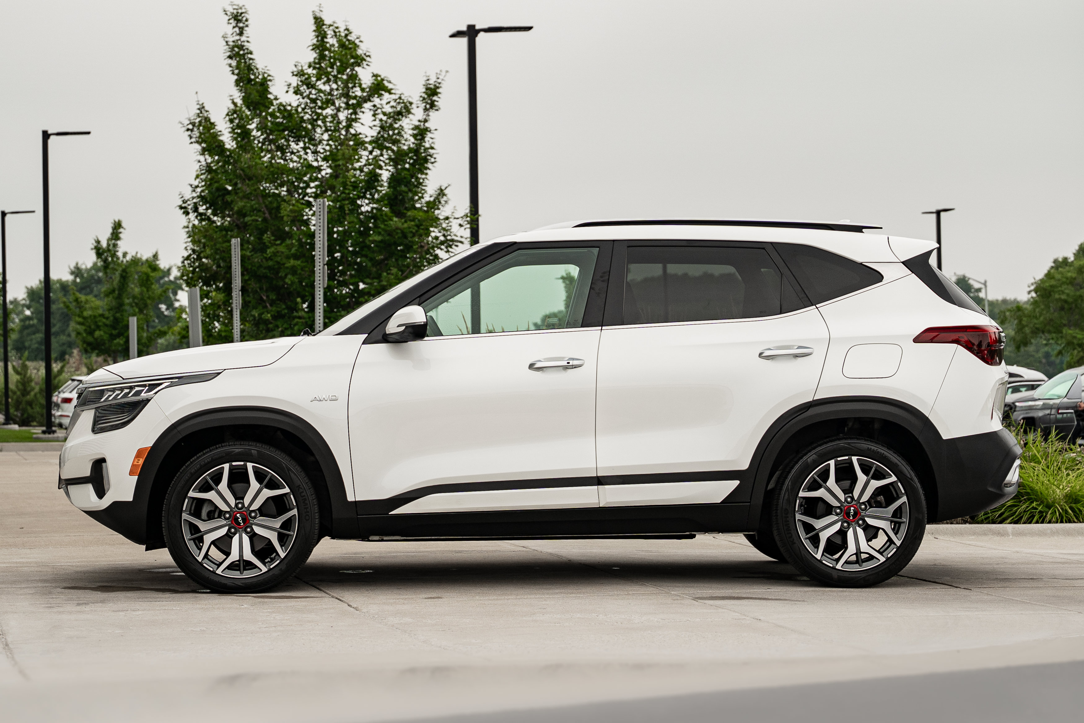 Used 2022 Kia Seltos SX w/ Sunroof Package AWD/4WD image 6