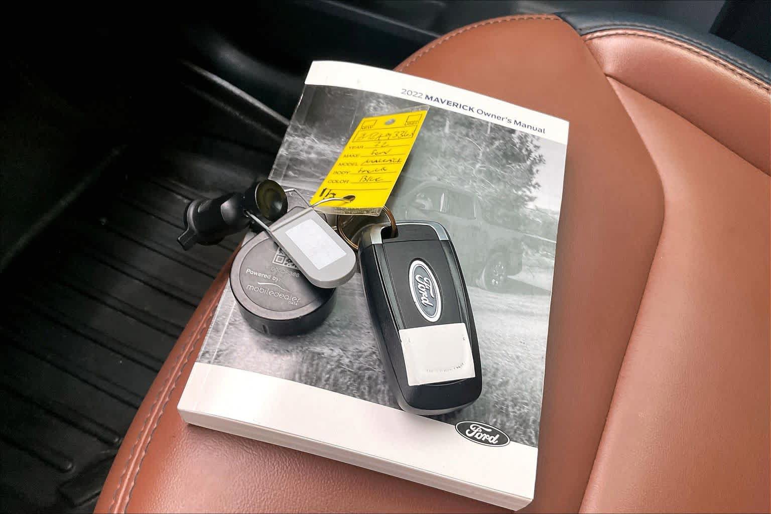 Used 2022 Ford Maverick Lariat w/ Lariat Luxury Package FWD image 15