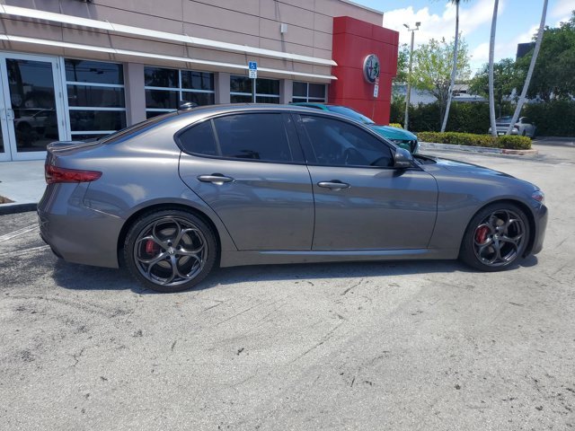 Used 2019 Alfa Romeo Giulia Ti Sport w/ Quick Order Package 22U Sport RWD image 8