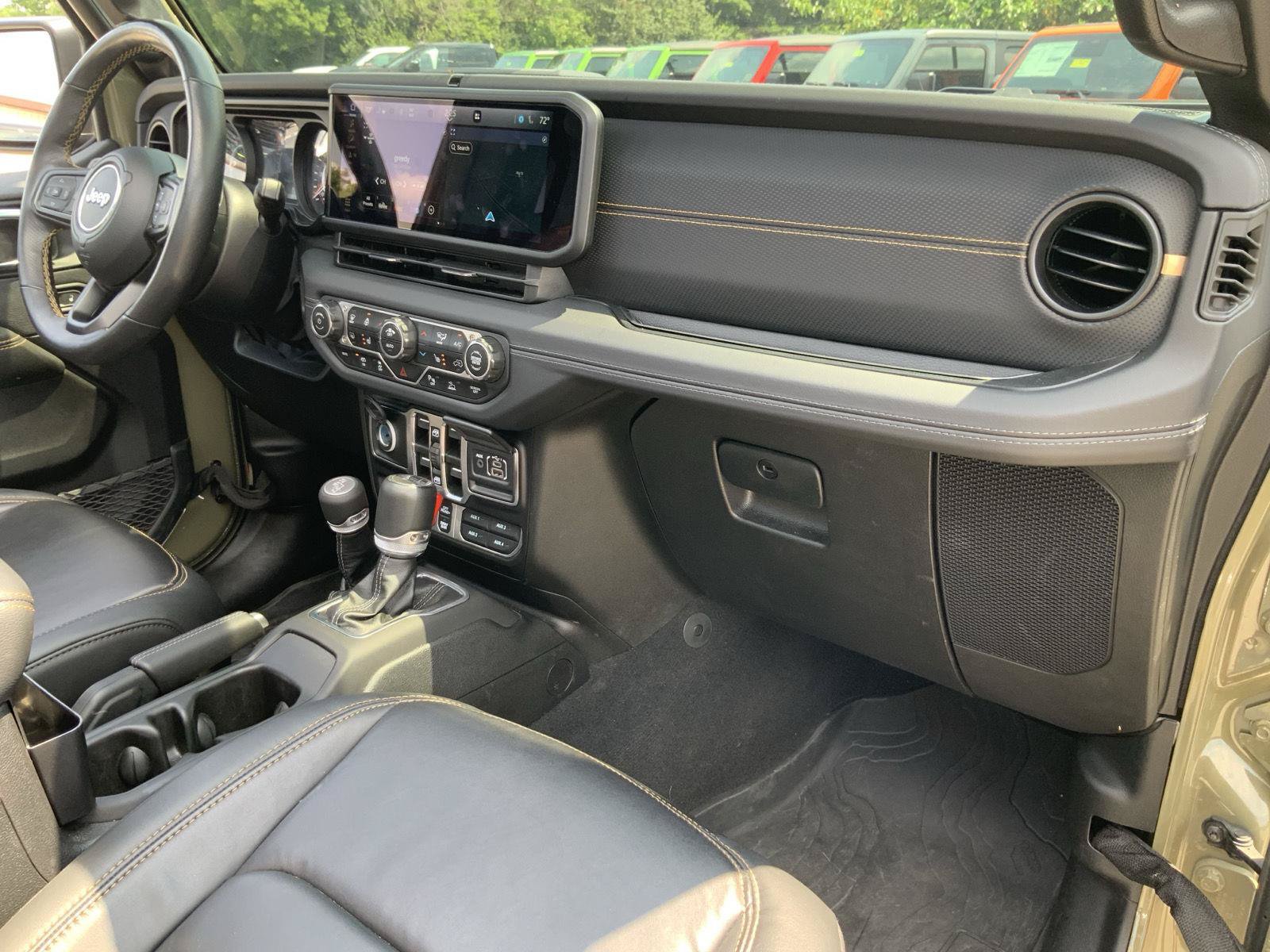 Used 2025 Jeep Wrangler Unlimited Rubicon 392 AWD/4WD image 59