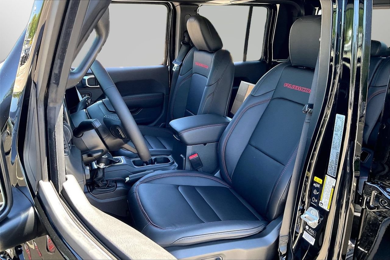 New 2026 Jeep Gladiator Rubicon AWD/4WD image 17
