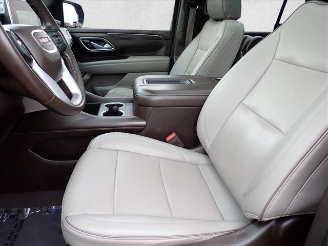 Used 2022 GMC Yukon SLT w/ SLT Luxury Package AWD/4WD image 16