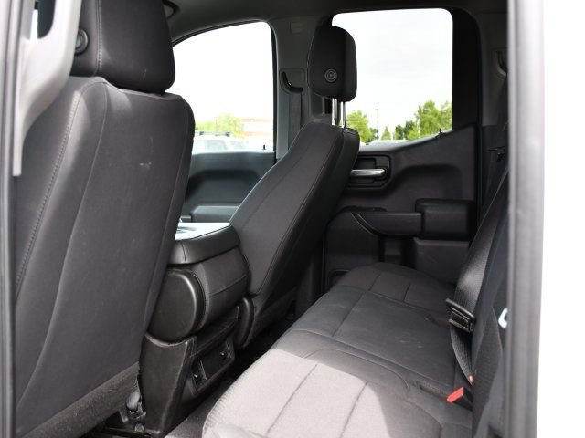 Used 2020 Chevrolet Silverado 1500 Custom w/ Custom Value Package AWD/4WD image 22