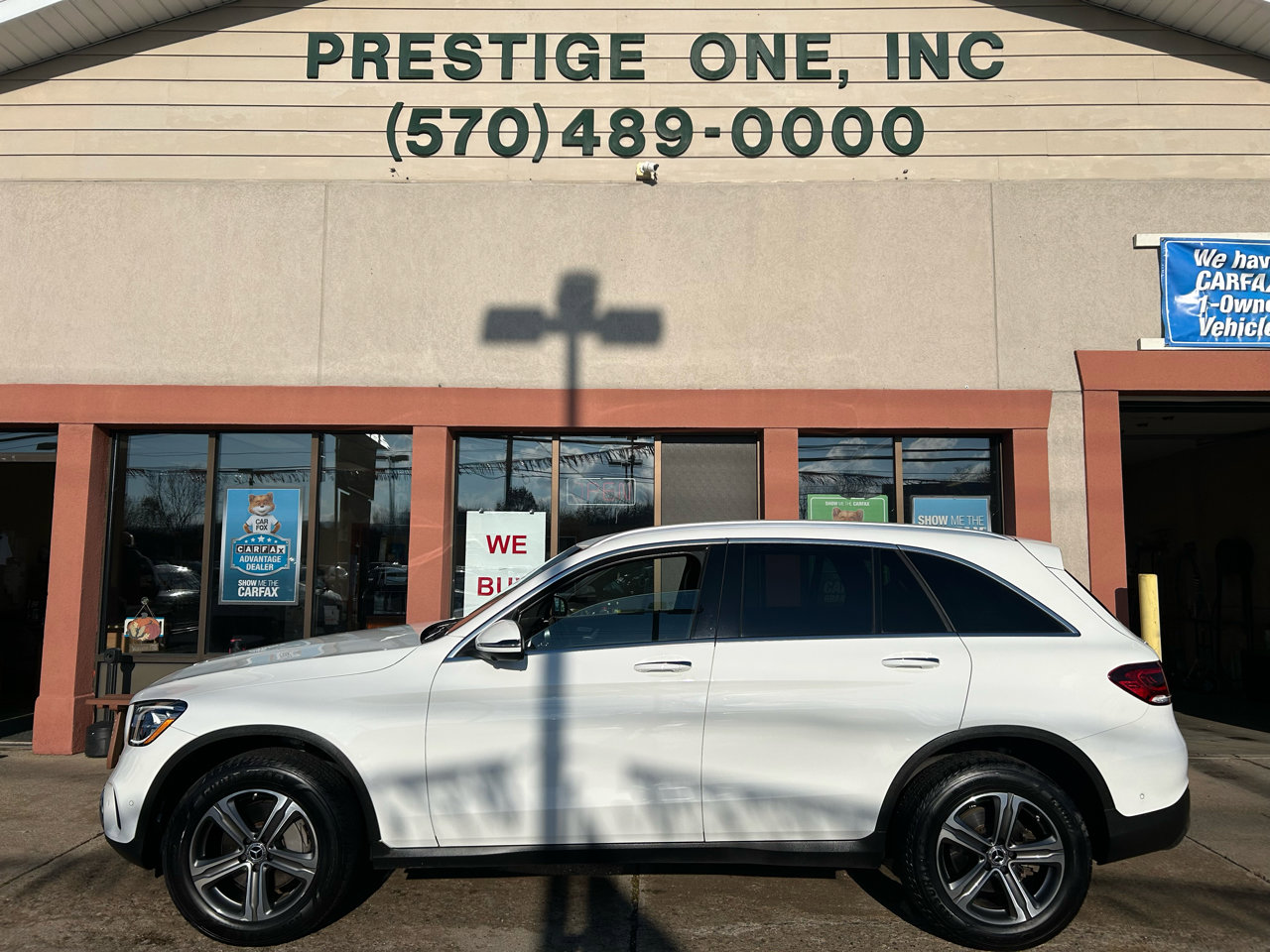 Used 2022 Mercedes-Benz GLC 300 4MATIC image 3