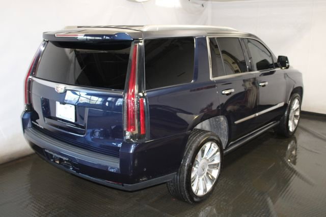 Used 2019 Cadillac Escalade Platinum AWD/4WD image 4