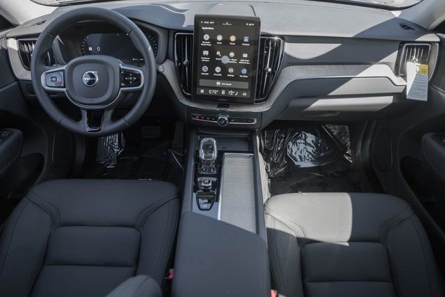 Used 2026 Volvo XC60 B5 Plus w/ Protection Package Premier AWD/4WD image 20