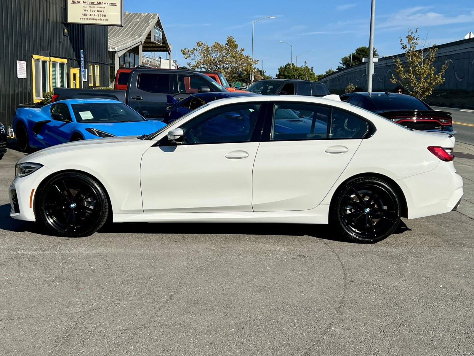Used 2020 BMW 330i Sedan w/ M Sport Package RWD image 9