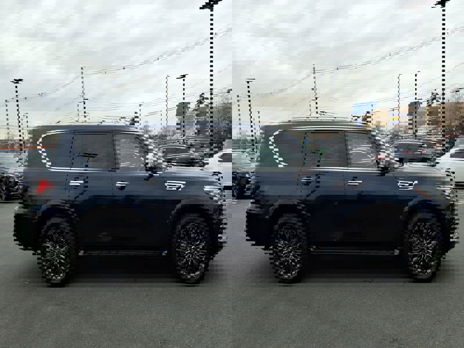 Certified 2024 INFINITI QX80 Sensory w/ Cargo Package image 12