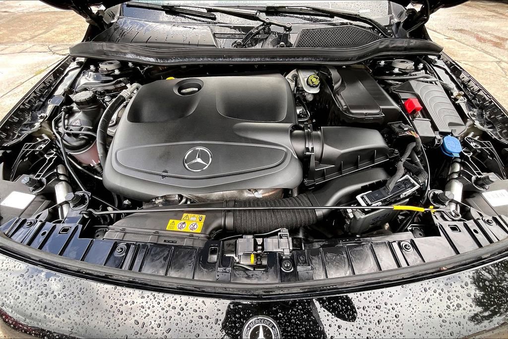 Used 2019 Mercedes-Benz GLA 250 4MATIC image 31