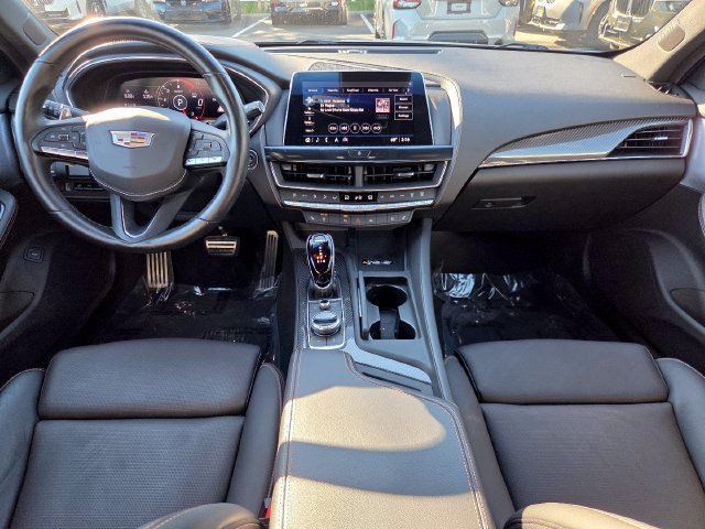 Used 2023 Cadillac CT5 V w/ Premium Package RWD image 12