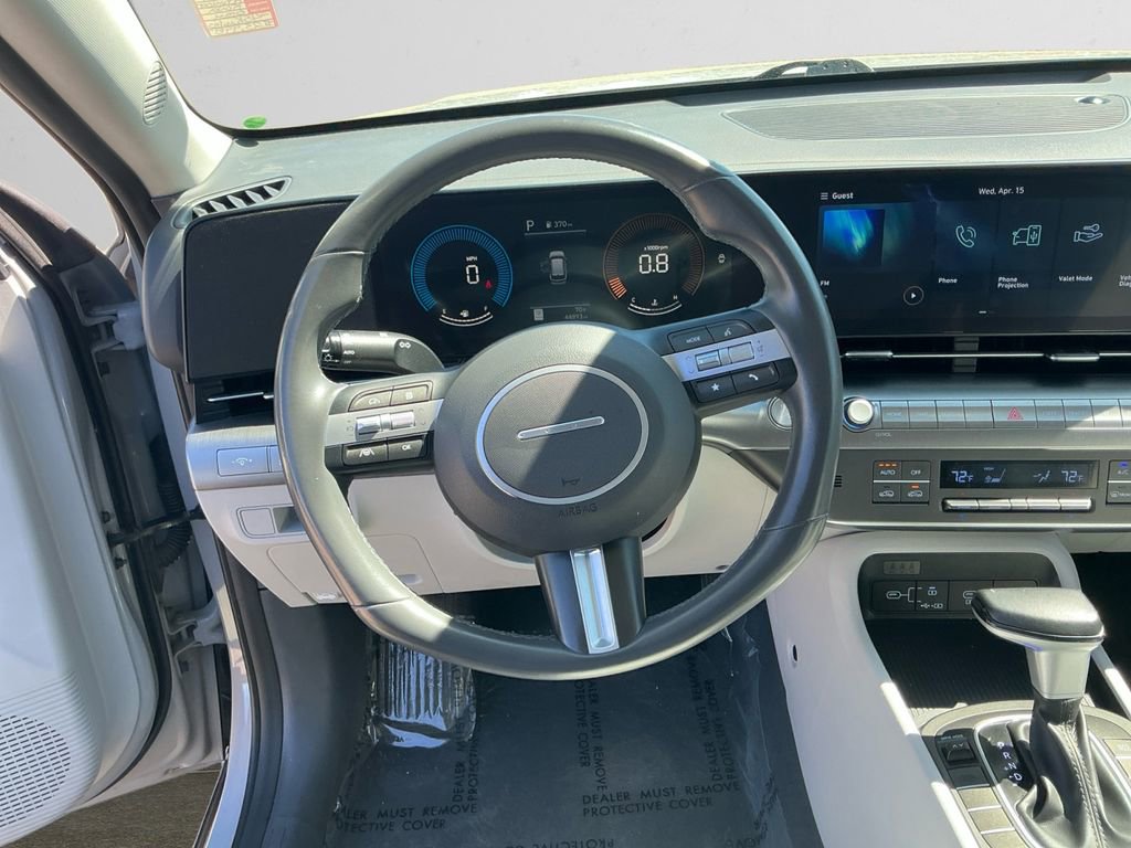 Used 2024 Hyundai Kona SEL FWD image 12