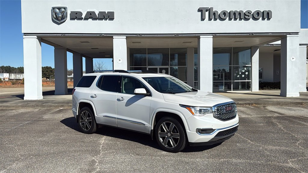 Used 2017 GMC Acadia Denali w/ Technology Package video 2