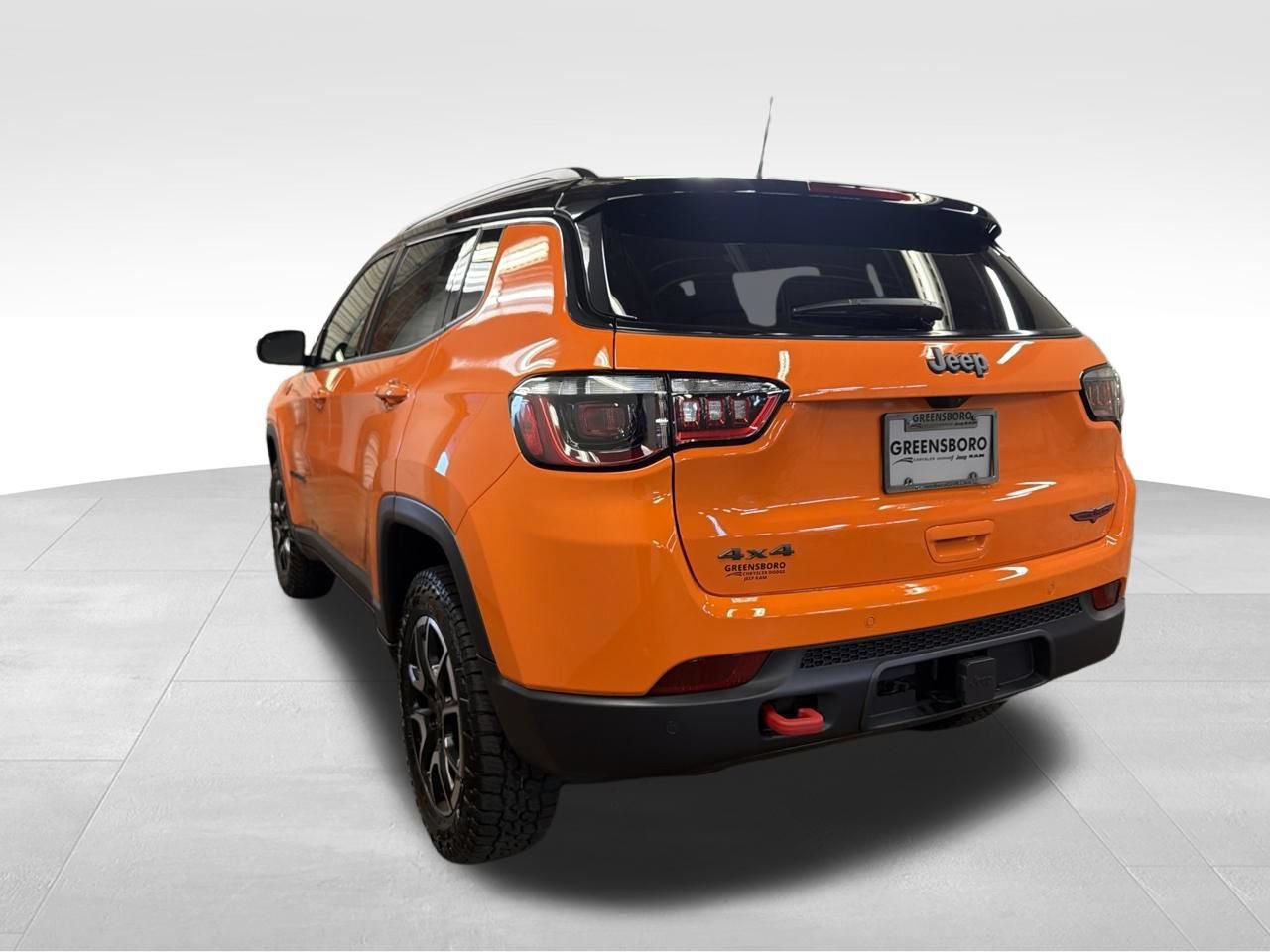 New 2026 Jeep Compass Trailhawk w/ Sun, Sound & Navigation Group AWD/4WD image 3