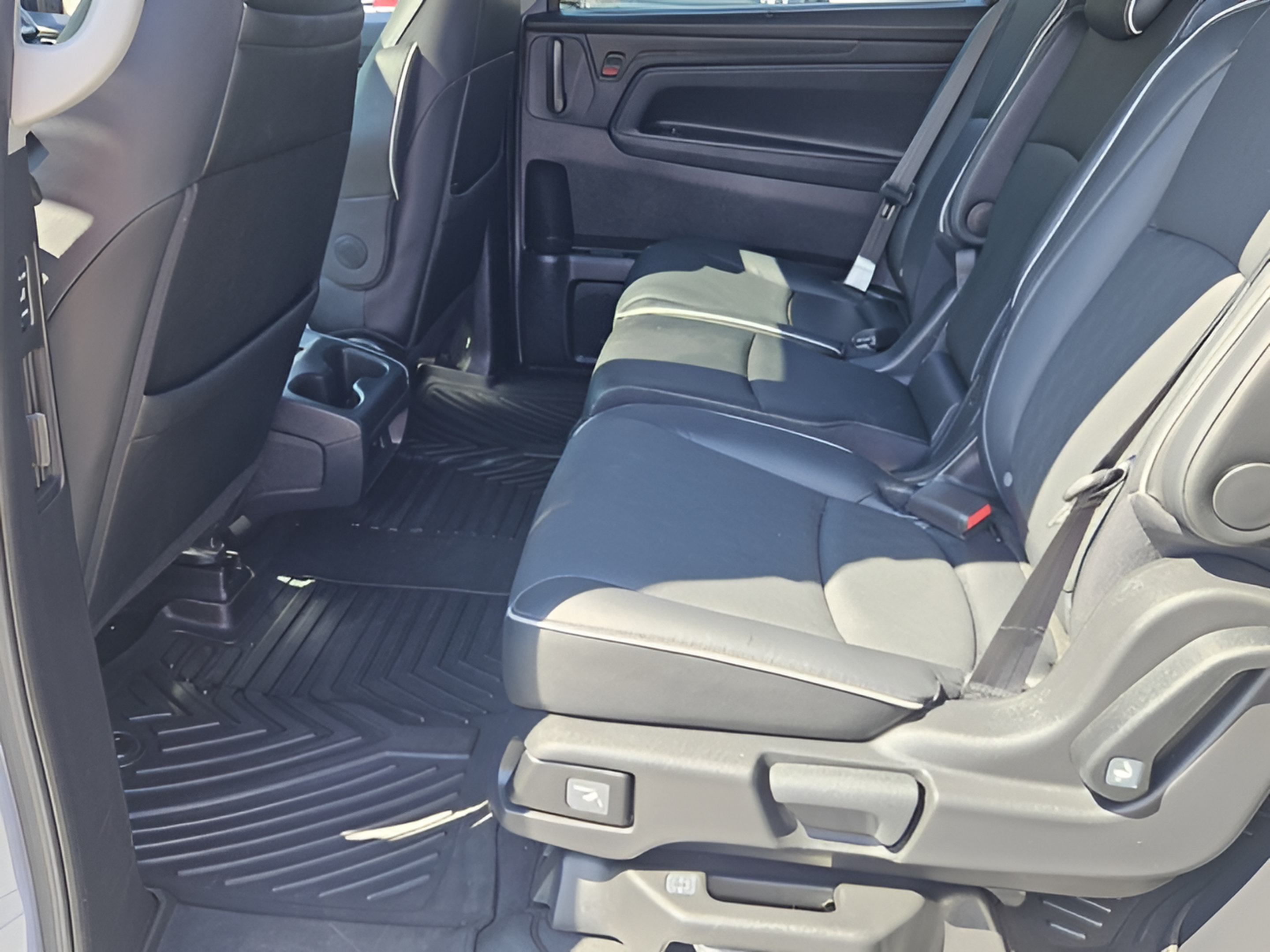 Used 2024 Honda Odyssey Elite image 10