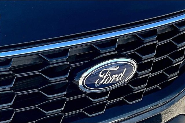 Used 2025 Ford Escape ST-Line image 33