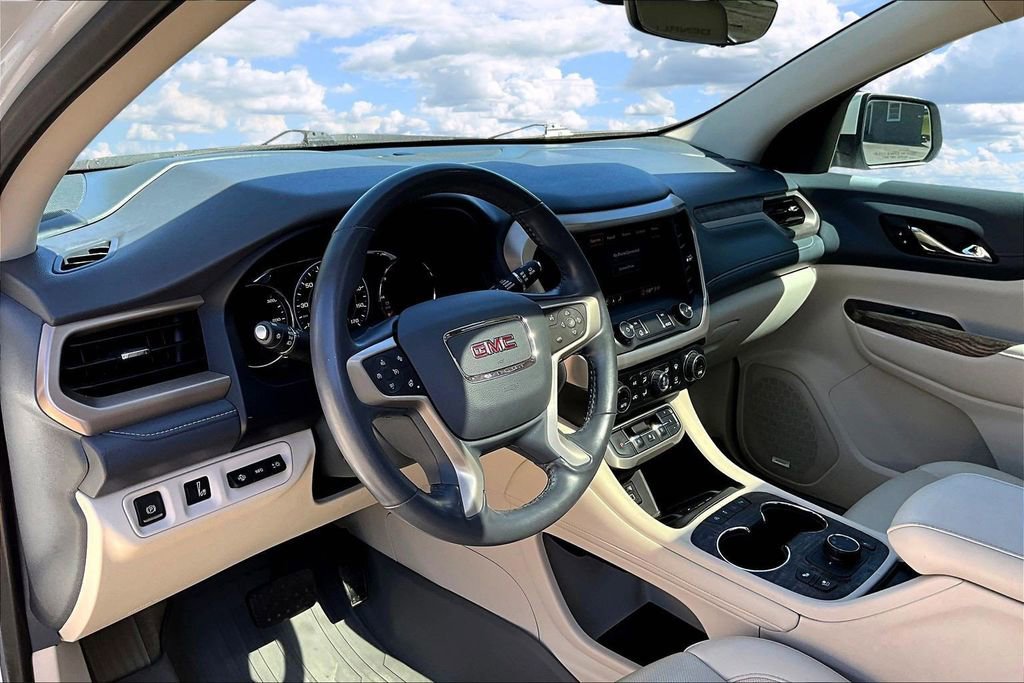 Used 2020 GMC Acadia Denali w/ Technology Package image 19