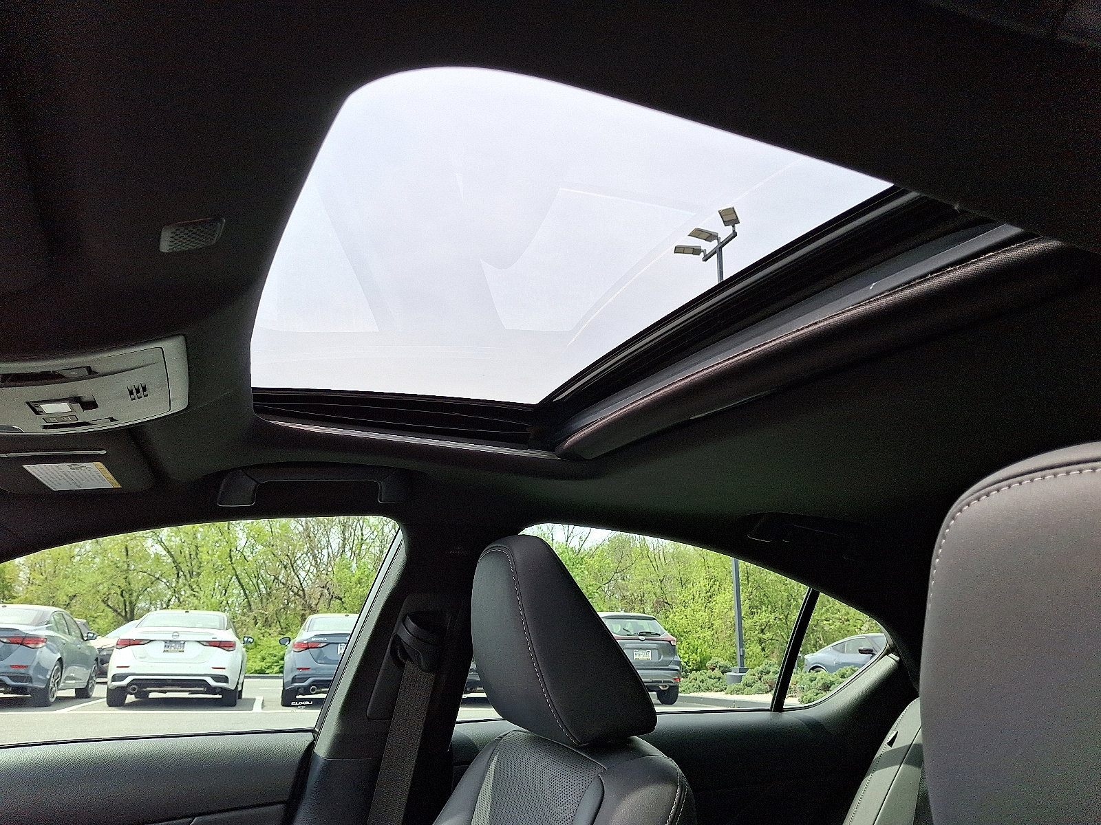 Used 2022 Lexus IS 300 AWD w/ Premium Package image 15