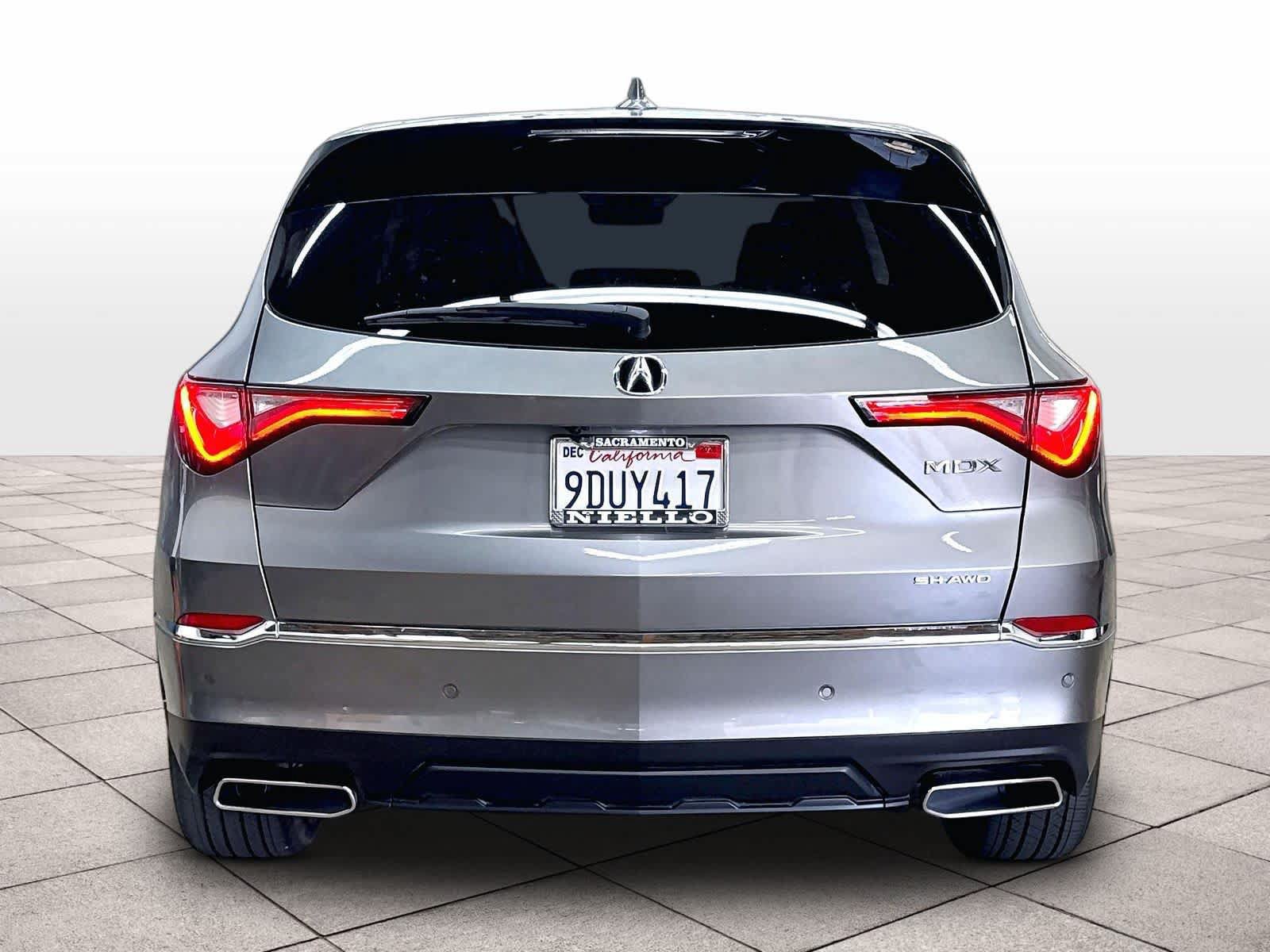 Used 2023 Acura MDX SH-AWD w/ Technology Package image 7