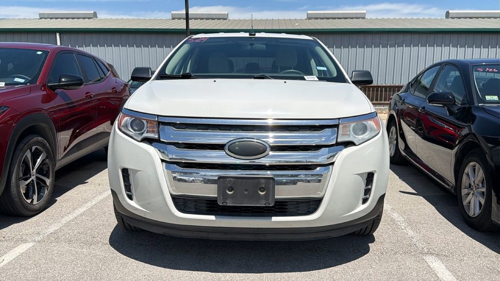 Used 2013 Ford Edge SE FWD image 2