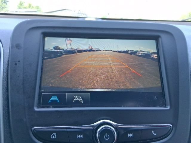 Used 2017 Chevrolet Malibu LS w/ LPO, Convenience Package 1 FWD image 27