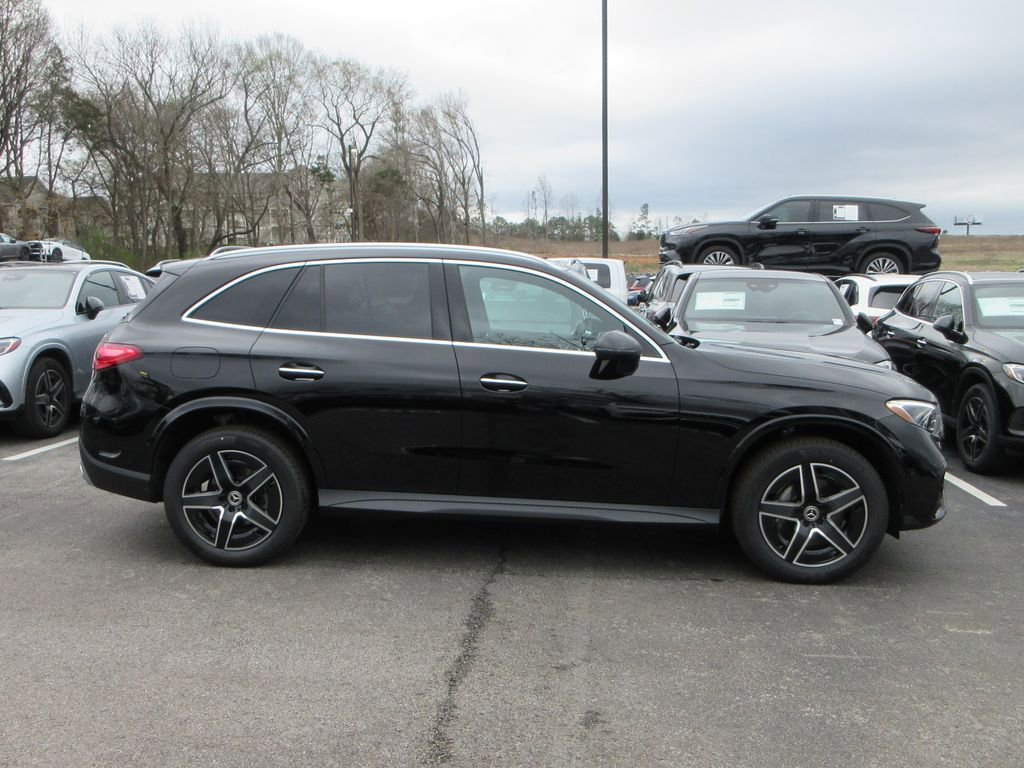 New 2026 Mercedes-Benz GLC 300 4MATIC image 2