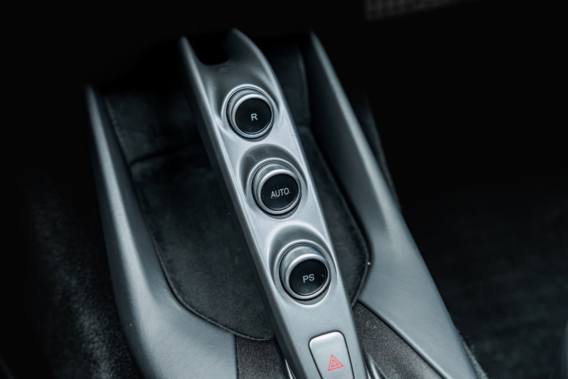 Used 2019 Ferrari 812 Superfast RWD image 45