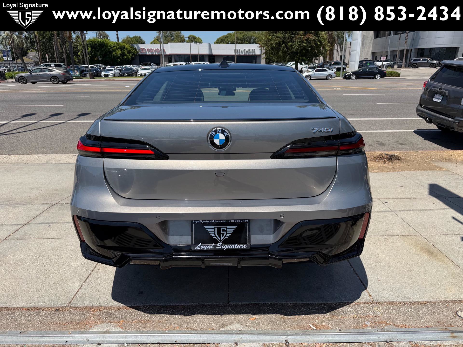 Used 2023 BMW 740i RWD image 6