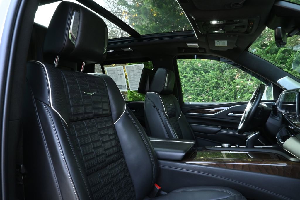 Used 2021 Cadillac Escalade Sport Platinum w/ Heavy-Duty Trailer Package image 36