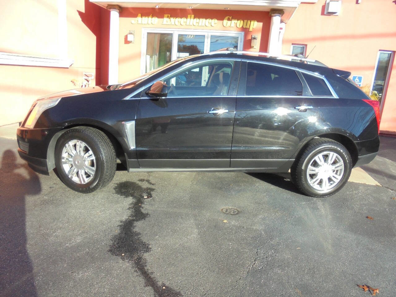 Used 2013 Cadillac SRX Luxury image 6