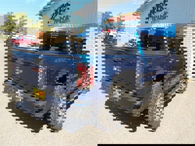 Used 2016 GMC Sierra 1500 SLT w/ All-Terrain Package image 9