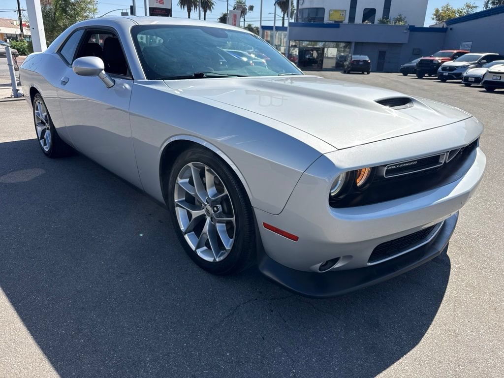 Used 2022 Dodge Challenger GT RWD image 1