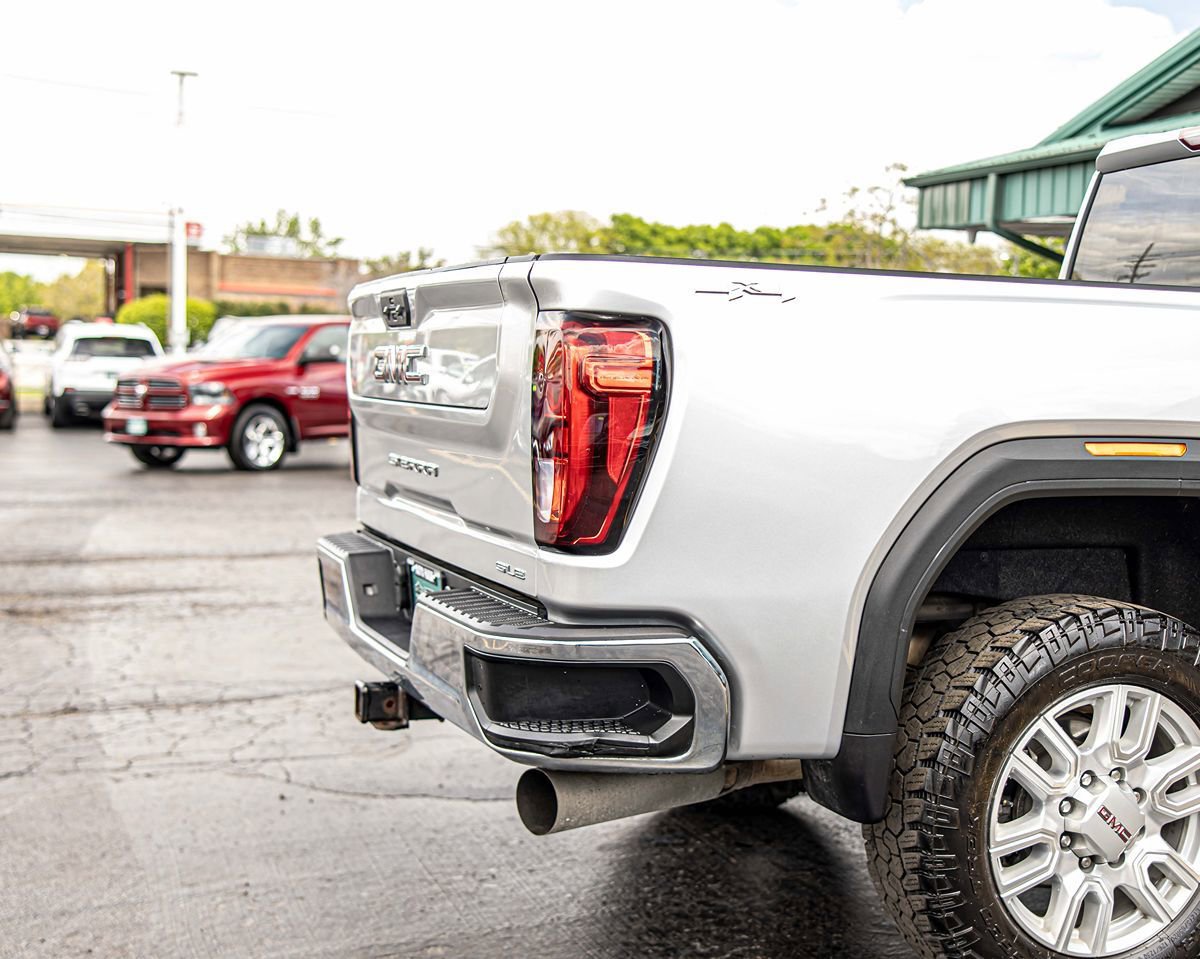 Used 2022 GMC Sierra 3500 SLE w/ SLE Value Package AWD/4WD image 13