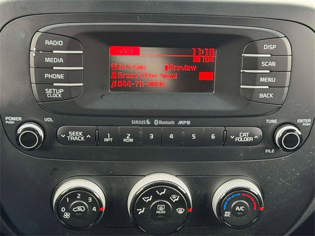 Used 2015 Kia Soul + image 26